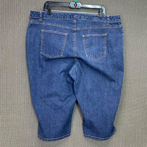 Woman Within Womens Plus Size 20WP Blue  Denim Capri Pants High Rise Stretchy - Picture 2 of 9